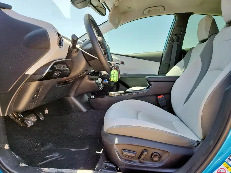2022 TOYOTA PRIUS PRIME LE  