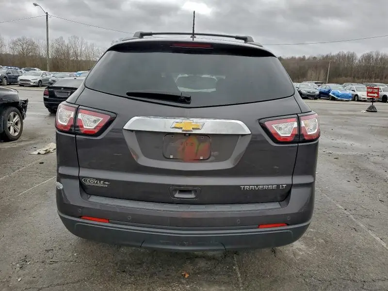 2014 CHEVROLET TRAVERSE LT  