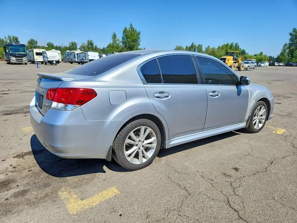 2013 SUBARU LEGACY 2.5I PREMIUM  