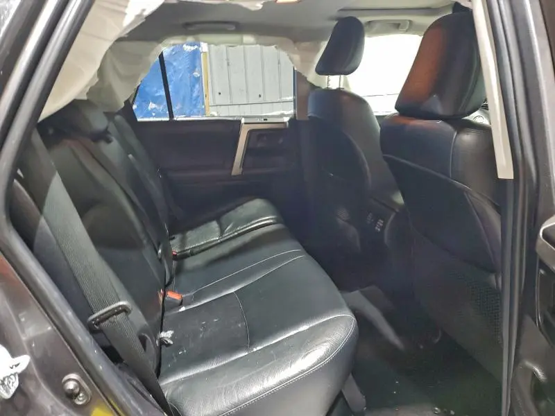 2011 TOYOTA 4RUNNER SR5  