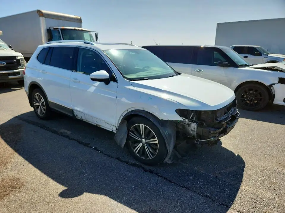 2018 VOLKSWAGEN TIGUAN SE  