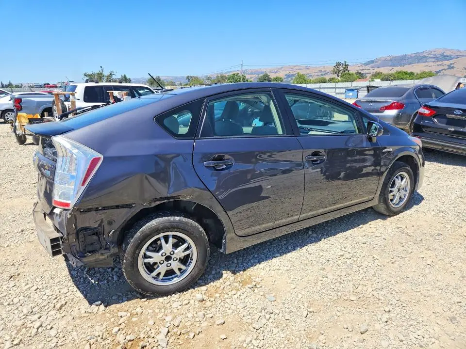 2010 TOYOTA PRIUS II  