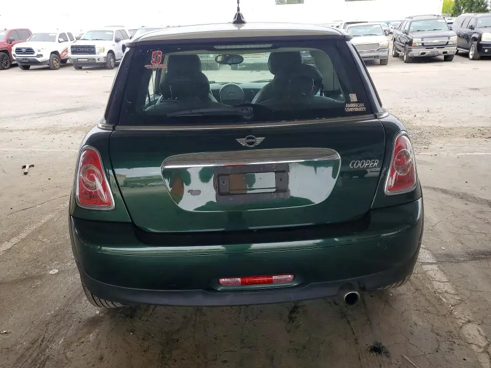 2013 MINI COOPER   