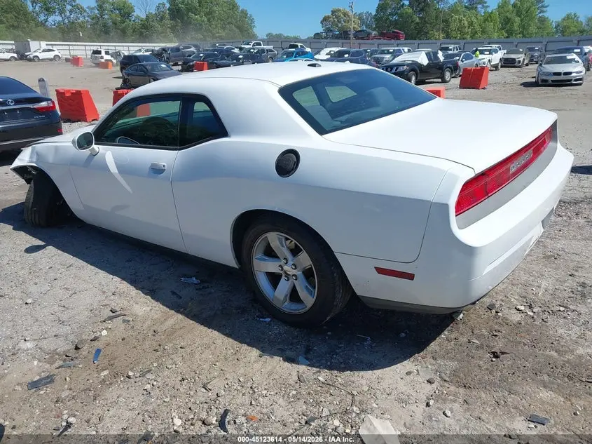 2014 DODGE CHALLENGER SXT