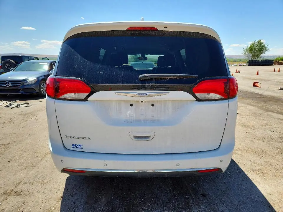 2018 CHRYSLER PACIFICA TOURING L PLUS  