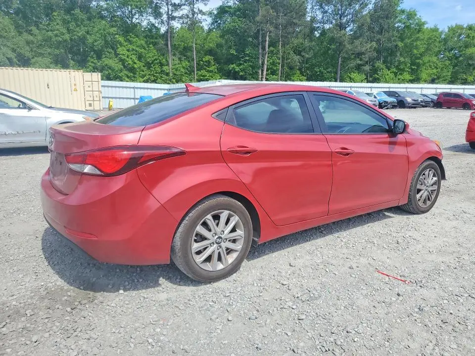 2015 HYUNDAI ELANTRA SE  