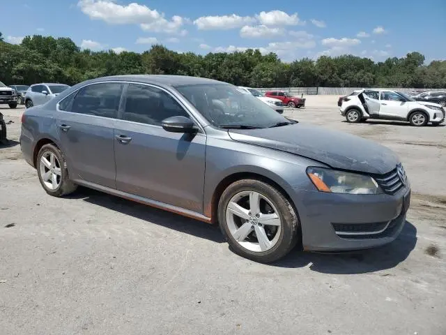 2012 VOLKSWAGEN PASSAT SE