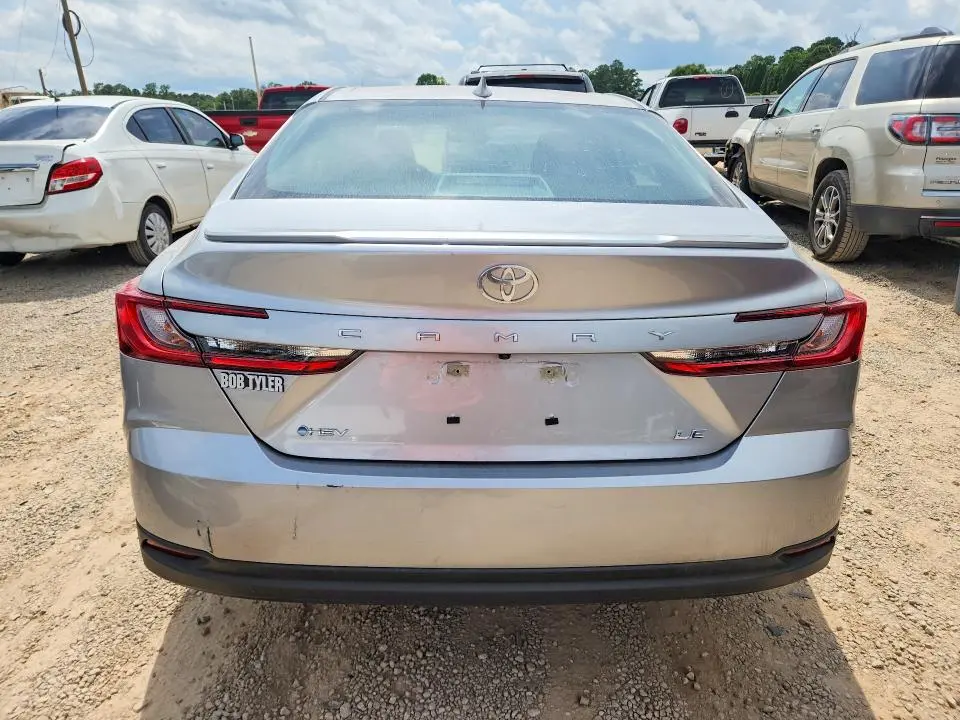 2025 TOYOTA CAMRY LE  