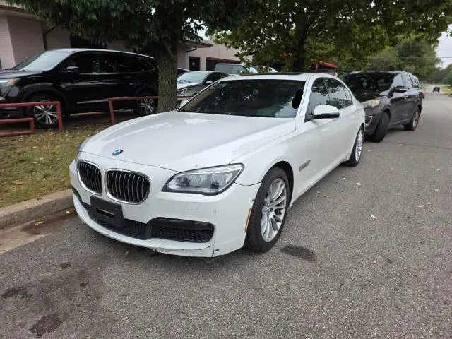 2015 BMW 750 LXI  