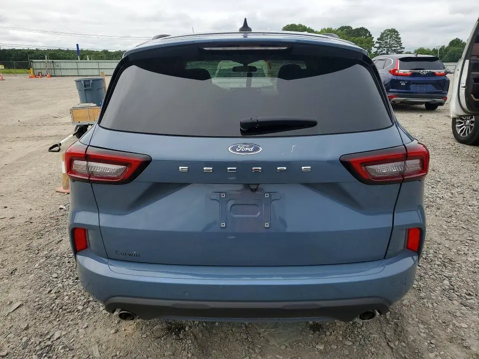 2023 FORD ESCAPE ST LINE  