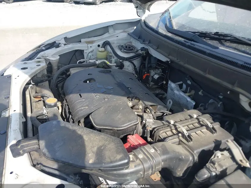 2012 MITSUBISHI OUTLANDER ES