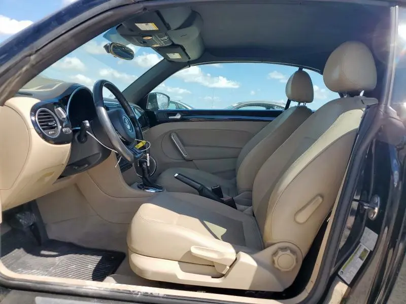 2013 VOLKSWAGEN BEETLE   