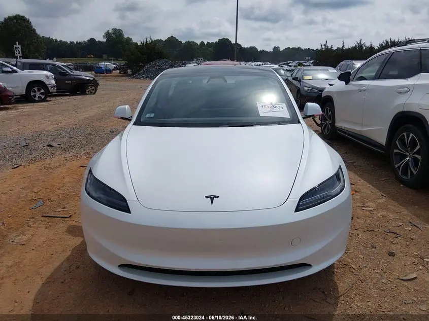 2026 TESLA MODEL 3 PREMIUM REAR-WHEEL DRIVE/REAR-WHEEL DRIVE