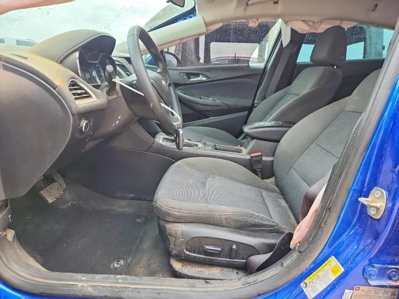 2017 CHEVROLET CRUZE LT  