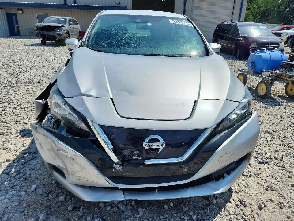 2019 NISSAN LEAF SL  