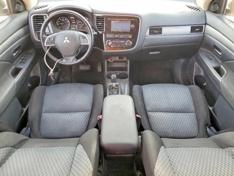 2014 MITSUBISHI OUTLANDER SE  