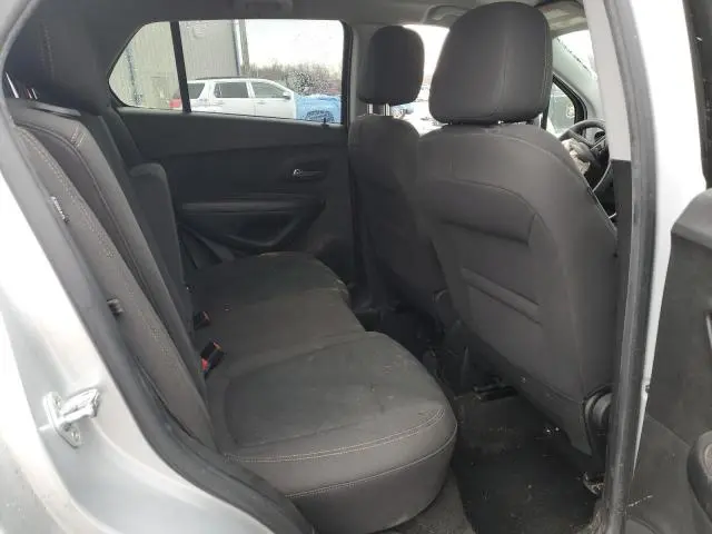 2022 CHEVROLET TRAX LS  
