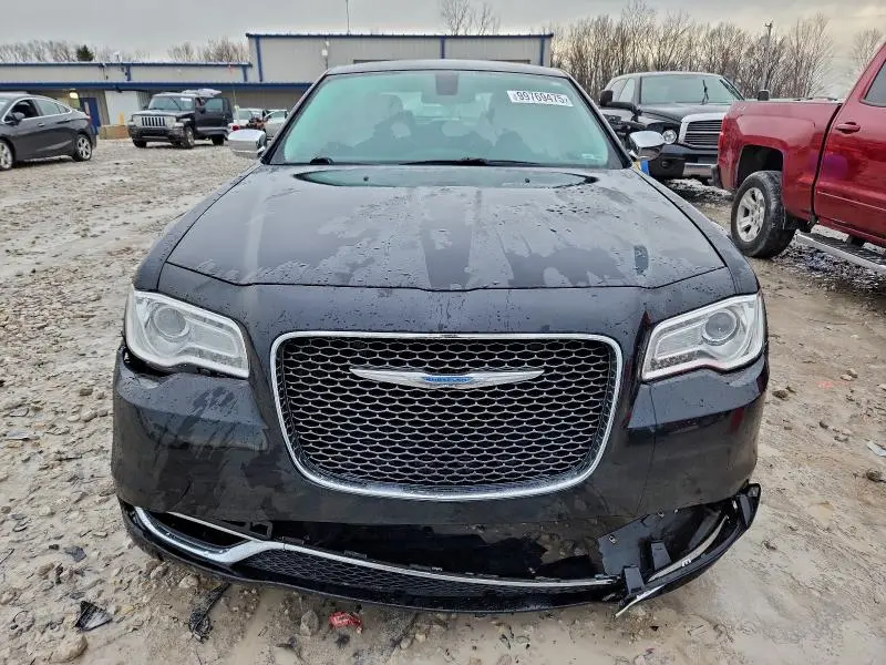 2015 CHRYSLER 300C   