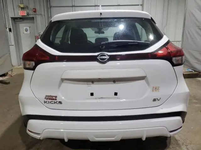 2024 NISSAN KICKS SV  