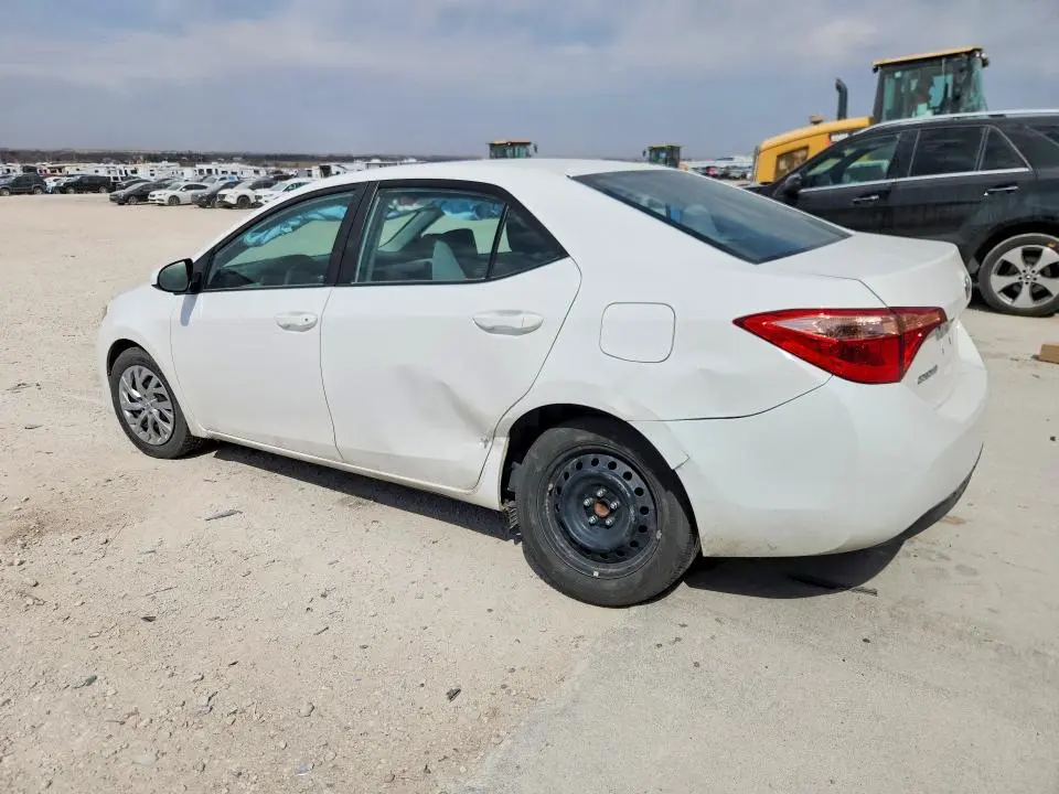 2017 TOYOTA COROLLA LE  