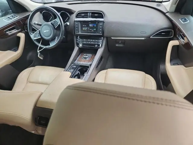 2018 JAGUAR F-PACE PRESTIGE  