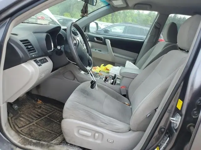 2011 TOYOTA HIGHLANDER BASE  