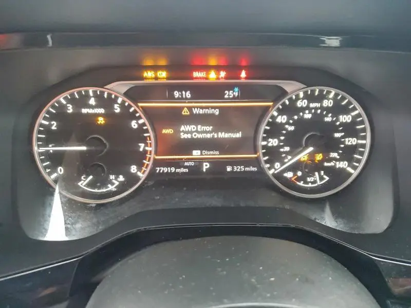 2023 NISSAN PATHFINDER SL  