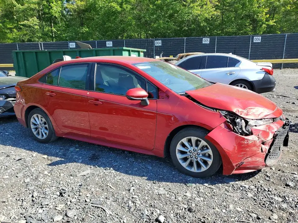 2021 TOYOTA COROLLA LE  