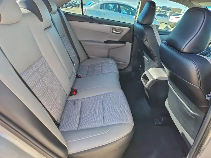 2015 TOYOTA CAMRY LE  