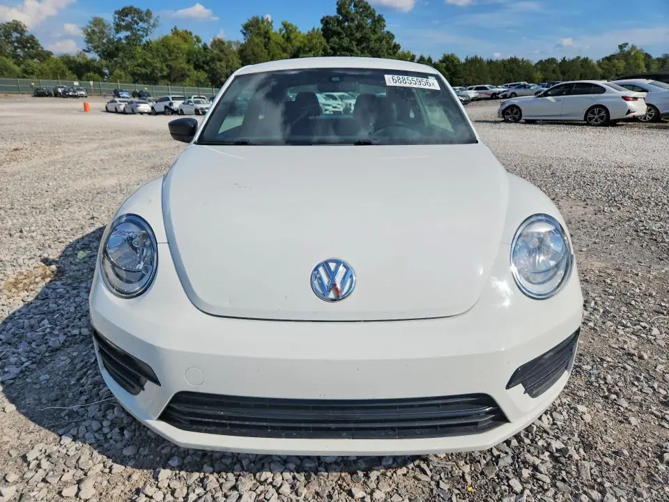 2017 VOLKSWAGEN BEETLE 1.8T  