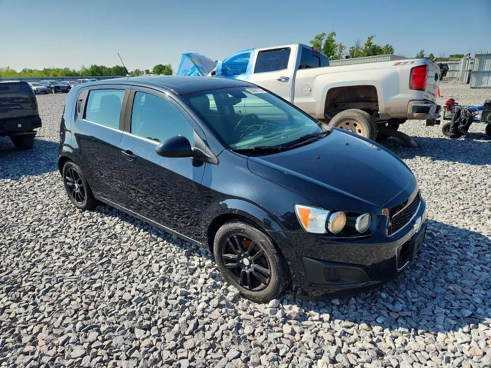 2014 CHEVROLET SONIC LT  