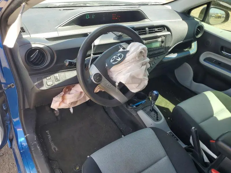 2013 TOYOTA PRIUS C TWO  