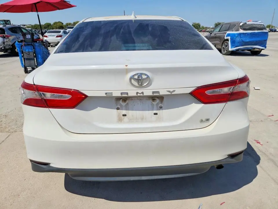 2020 TOYOTA CAMRY LE  