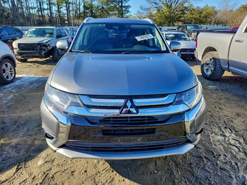 2017 MITSUBISHI OUTLANDER SE  