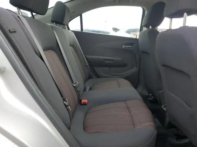 2016 CHEVROLET SONIC LT  