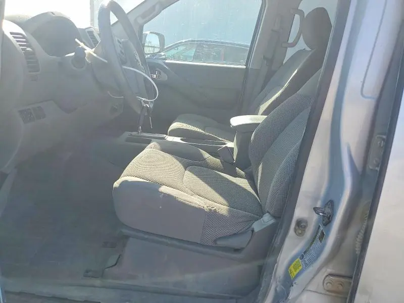 2012 NISSAN FRONTIER S  