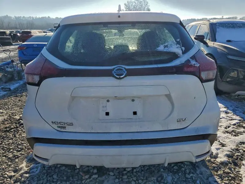 2021 NISSAN KICKS SV  