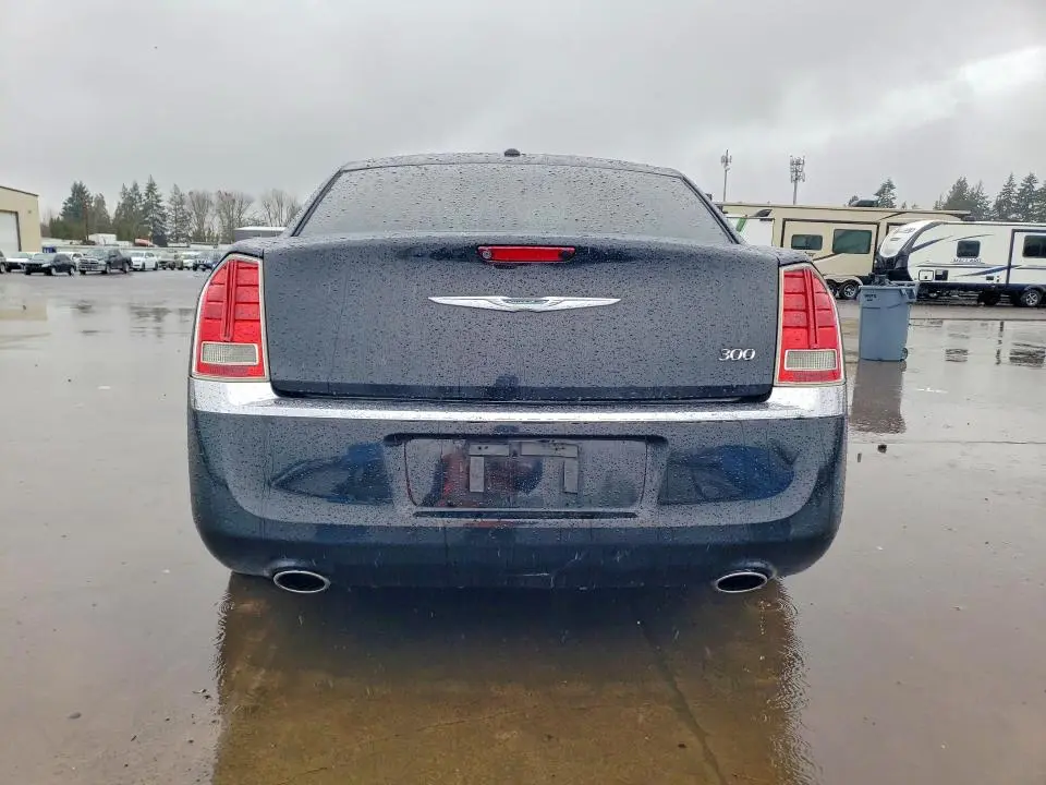 2013 CHRYSLER 300   