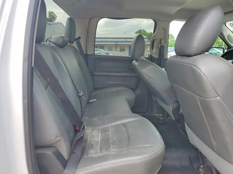 2016 RAM 2500 ST  