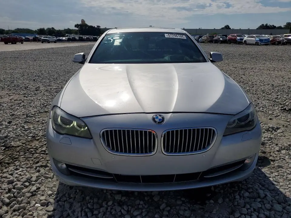 2012 BMW 550 XI  