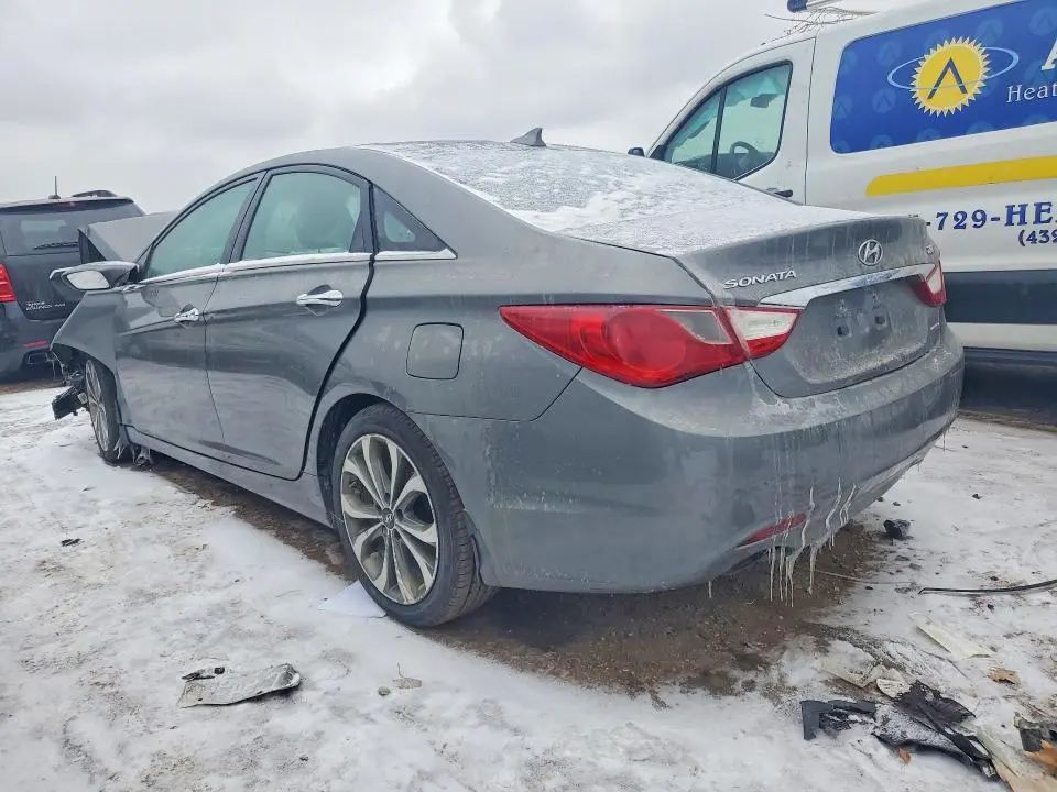 2013 HYUNDAI SONATA SE  