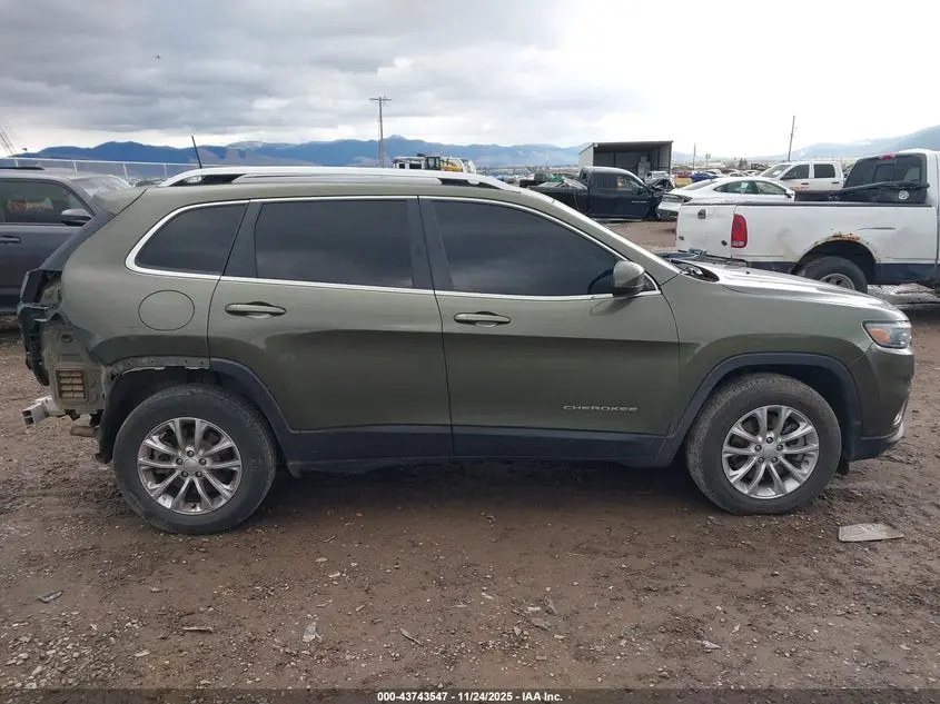 2019 JEEP CHEROKEE LATITUDE 4X4
