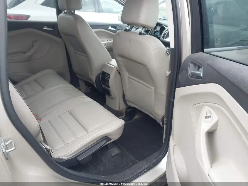 2017 FORD ESCAPE TITANIUM