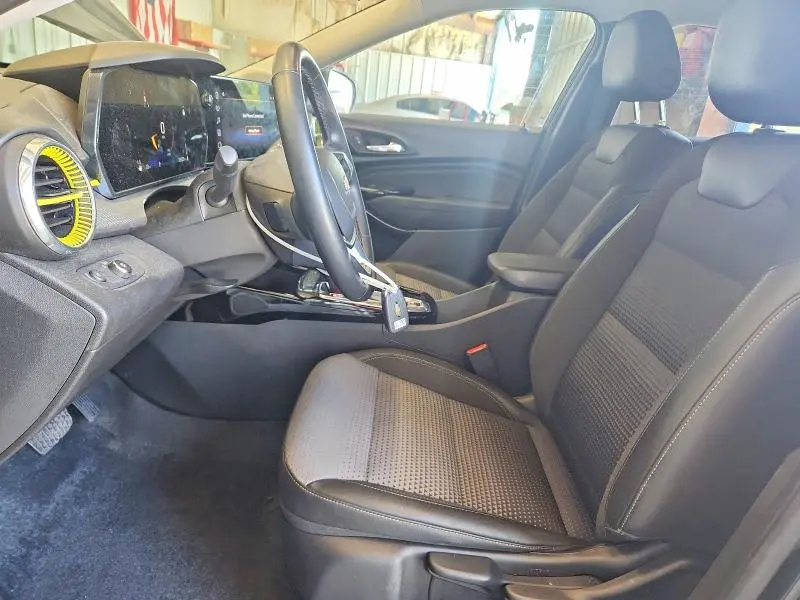 2025 CHEVROLET TRAX 1LT  