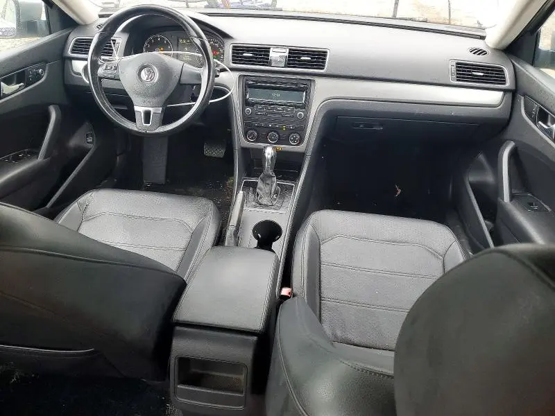 2014 VOLKSWAGEN PASSAT S  