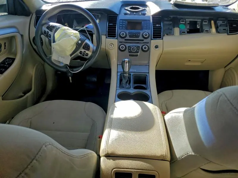 2013 FORD TAURUS SE  