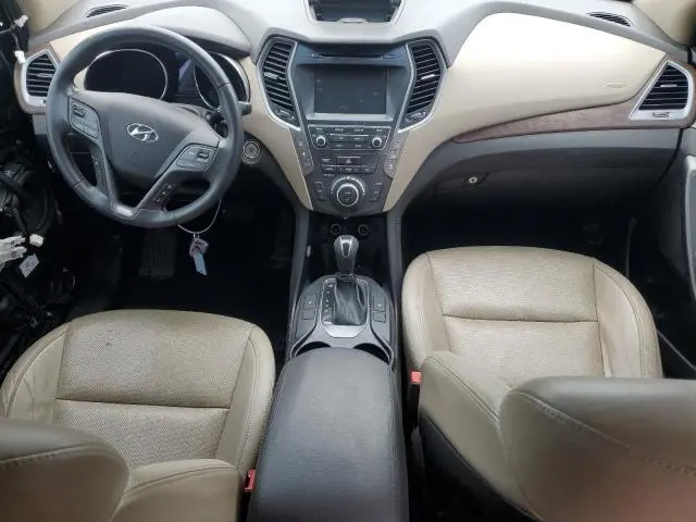 2017 HYUNDAI SANTA FE SE  