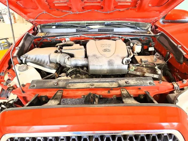 2018 TOYOTA TACOMA SR5 V6  