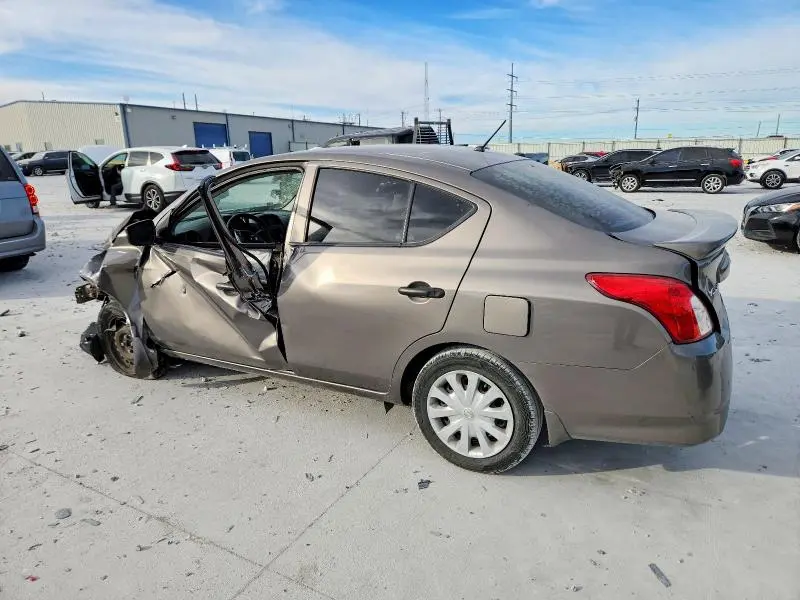 2017 NISSAN VERSA S  