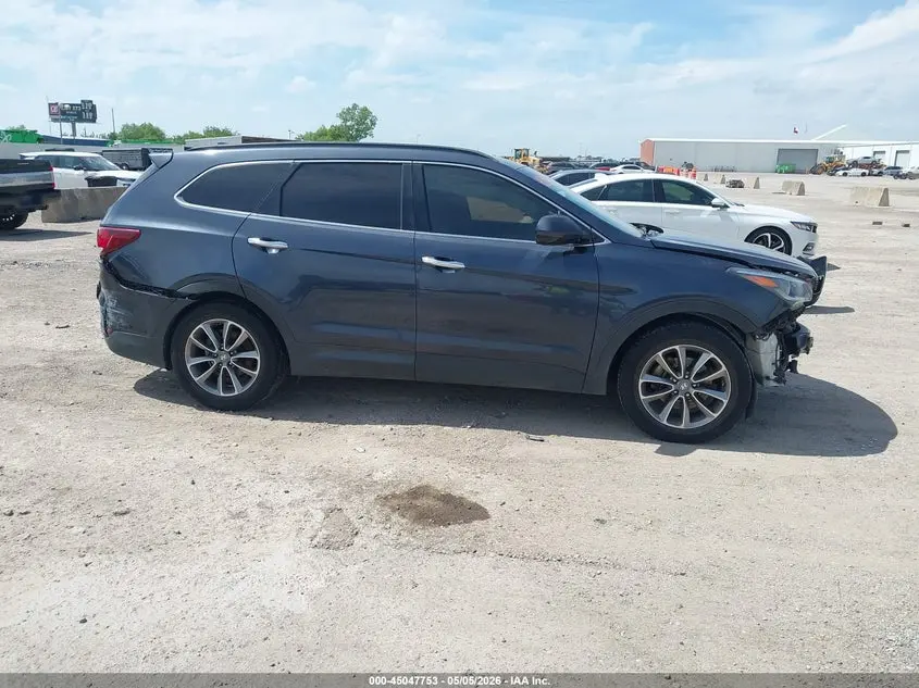2018 HYUNDAI SANTA FE SE